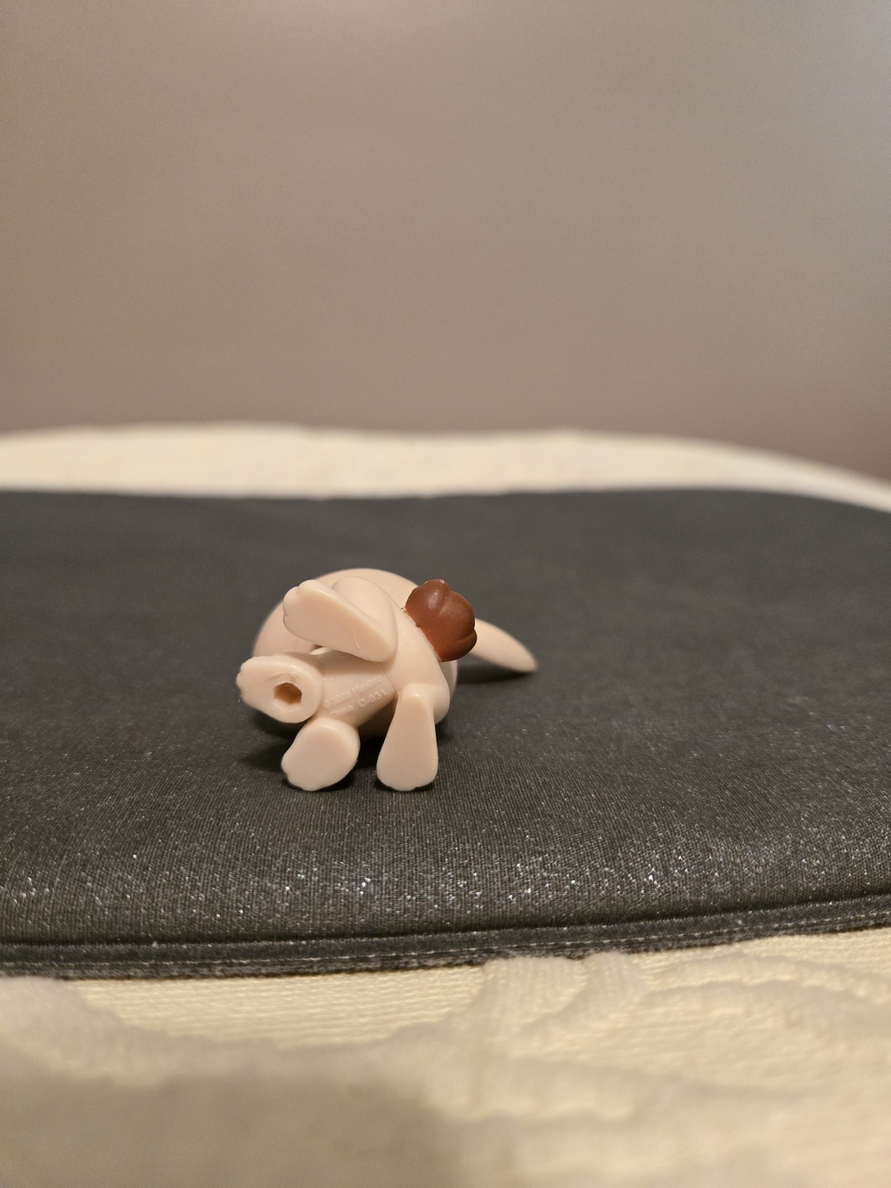 Littlest Pet Shop Tricks 'N Talents Show Playset With Pets - Picture 6 of 12